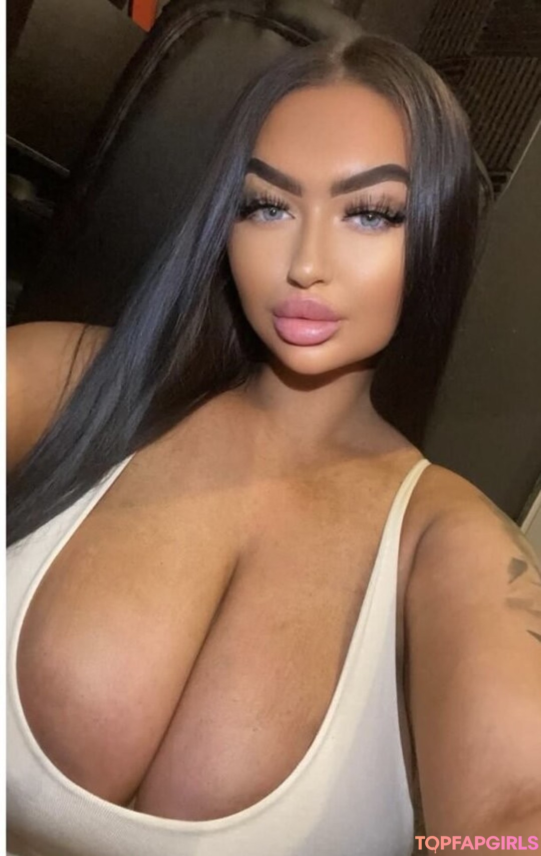 Sofy Denton free model img