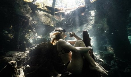 Katie Pentz beautiful star photos