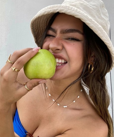 Dany Reyes model adult pictures