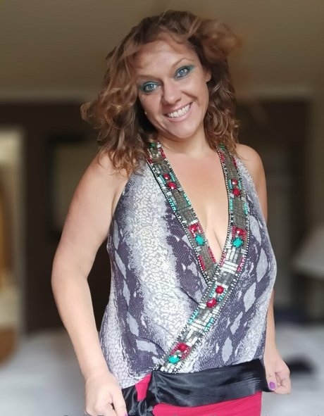 bodybuilder male onlyfans porn pics