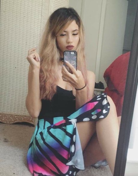 Trickywi adult actress photo