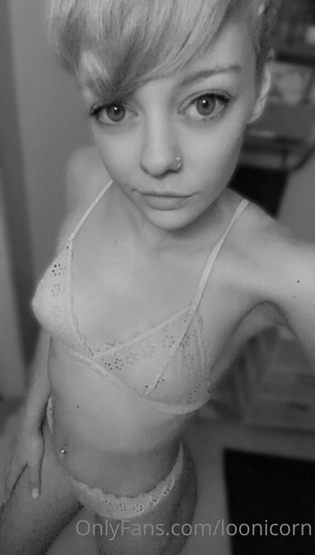 loonicorn exclusive pornstar pic