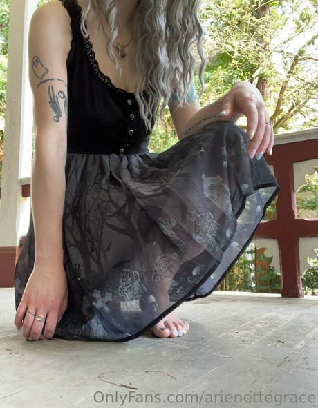 arienettegrace top profile image