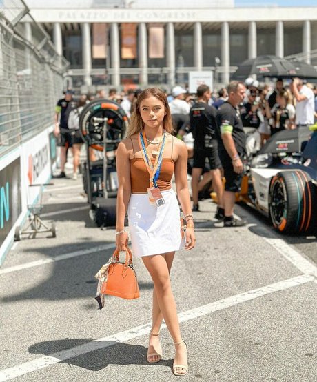 Bianca Bustamante top pornstar picture