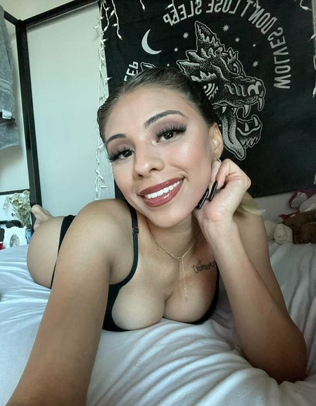 sexxxyselina star perfect pics