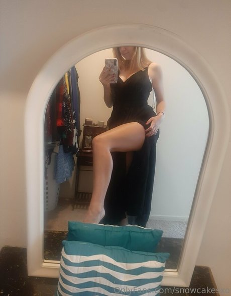 lesbian strapon onlyfans free porn archive