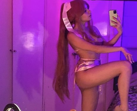 Shibuia pornographic model pics