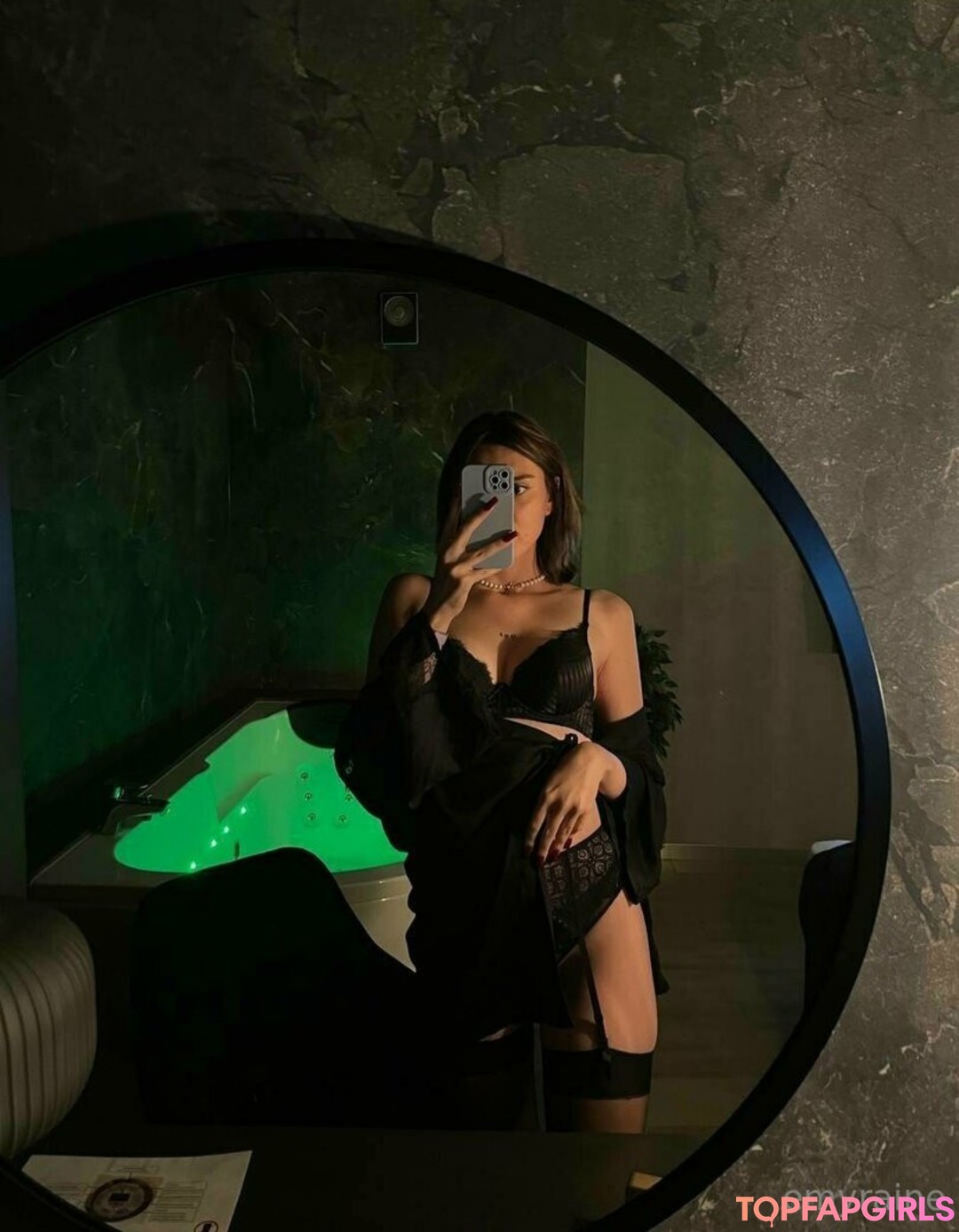 emyraine sex star pictures