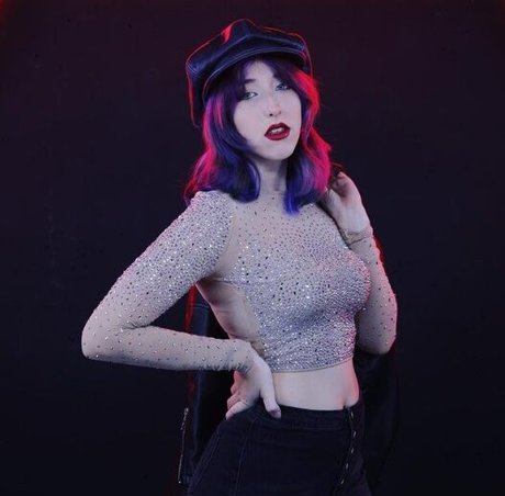 Melody Cristea pornographic model pic