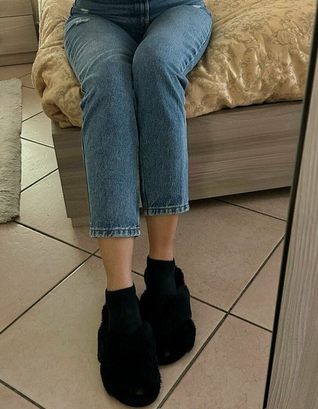 clomaj pretty model archive