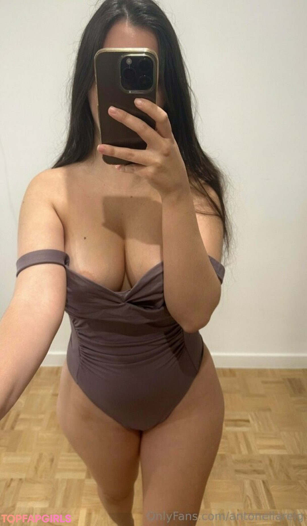 antonellareig pornstar nudes image