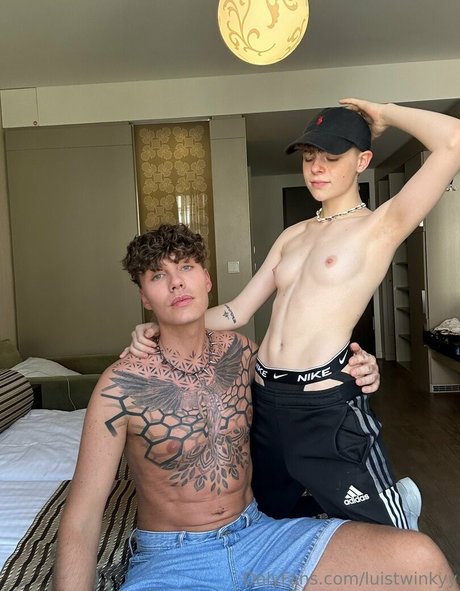 lesbian strapon onlyfans free pictures