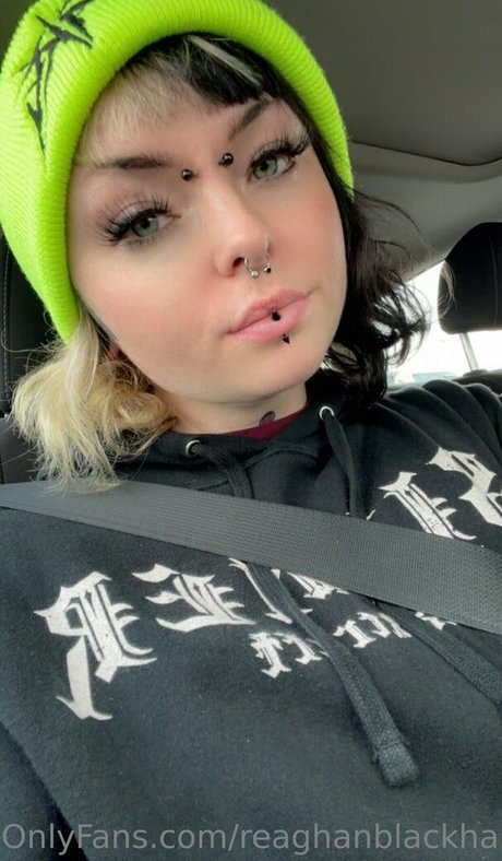 reaghanblackhart model nudes galleries