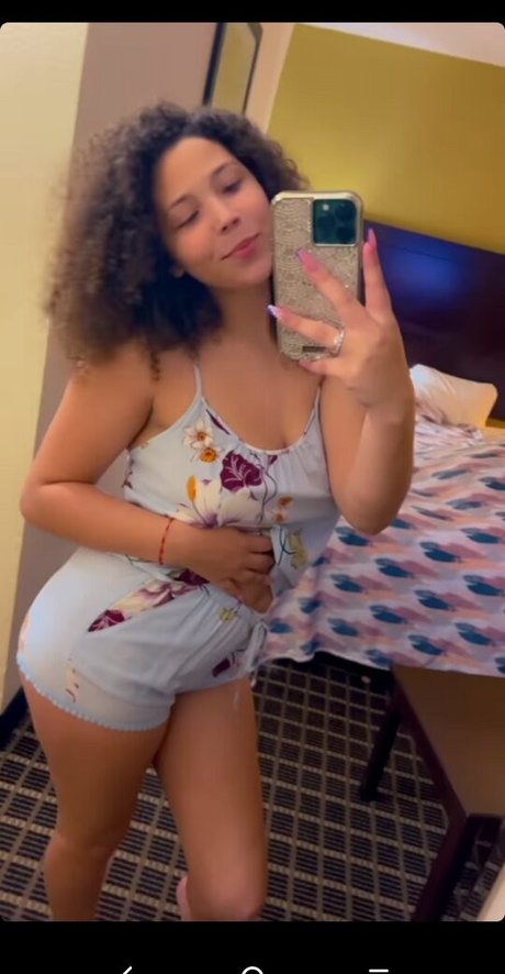 livyyboo18 profile image