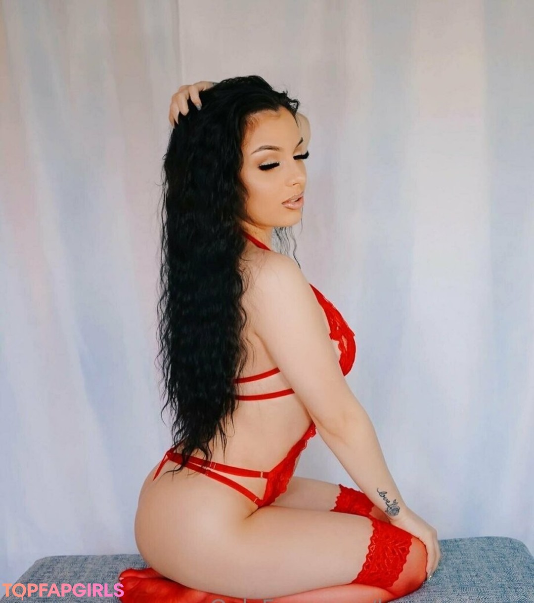 lainabaabyxo exclusive model photos