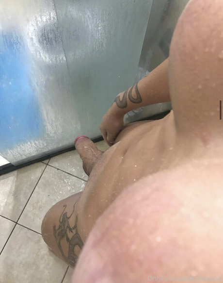 Hillary Wood model xxx photos