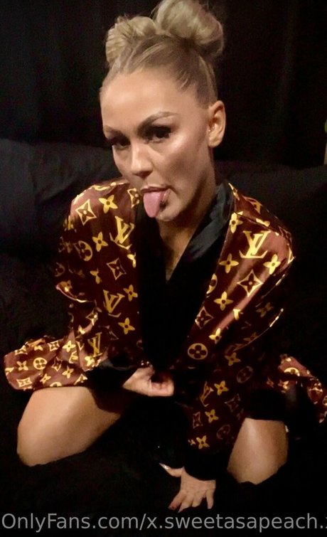 x sweetasapeach x sexy pornstar galleries