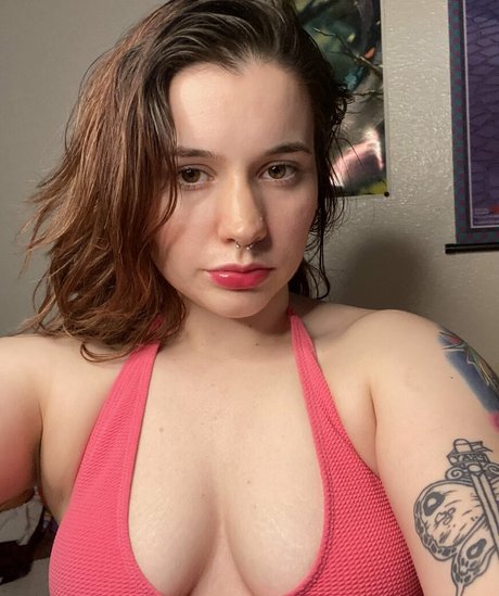 kaleskujo pornstar naked images