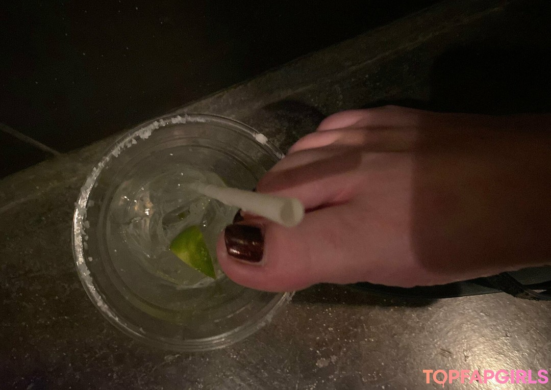 jes5icasfeet xxx star image