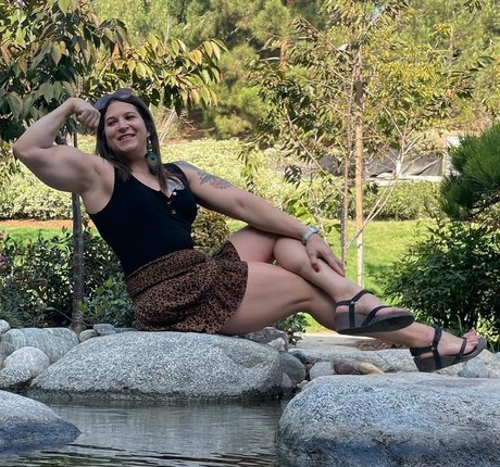 ladyboy xxx onlyfans sex image