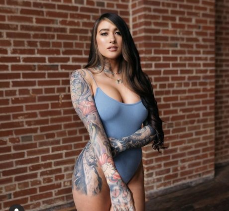 Marisa Laren naked star images