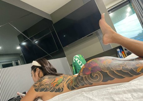 salvaje2022 adult model images