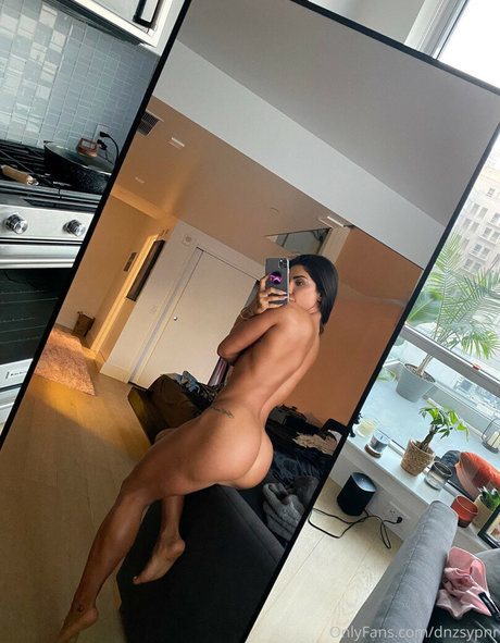 Dnzsypnr sex star pic