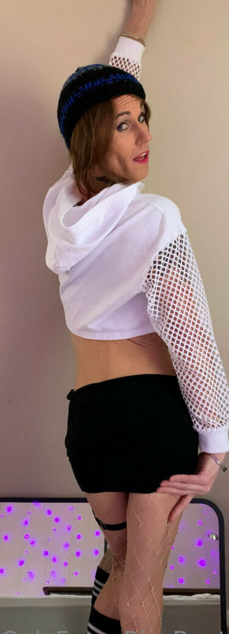 ria bentley star top picture