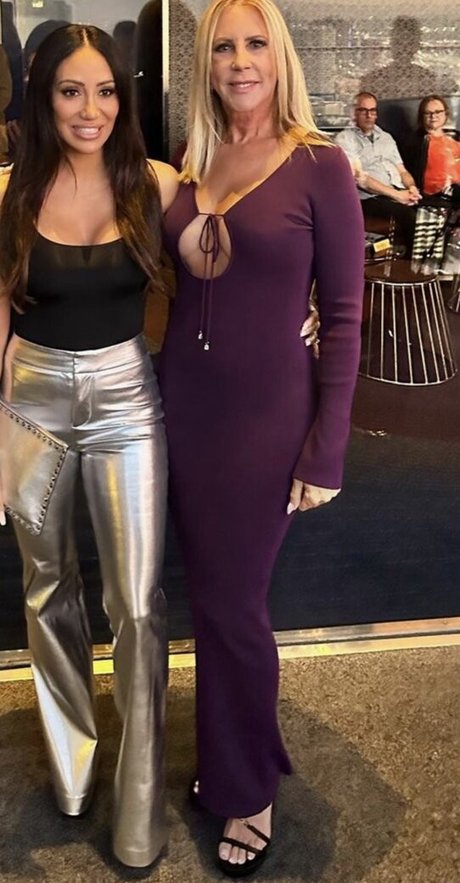 Vicki Gunvalson sexy actress picture