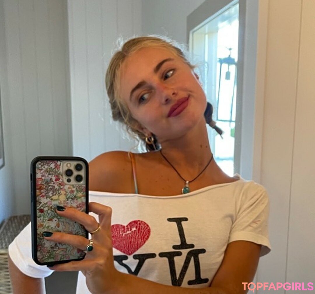 Claire Rosinkranz pornstar galleries