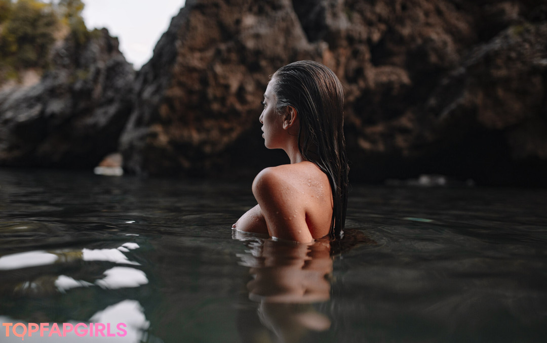 Stephanie Siepe pornstar top pic