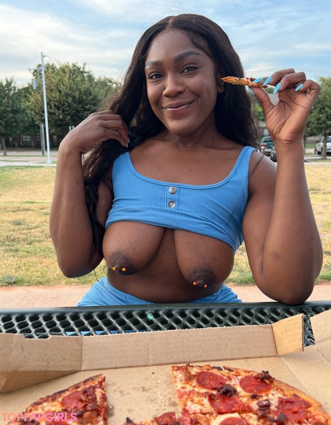 Tila Totti pornstar art gallery