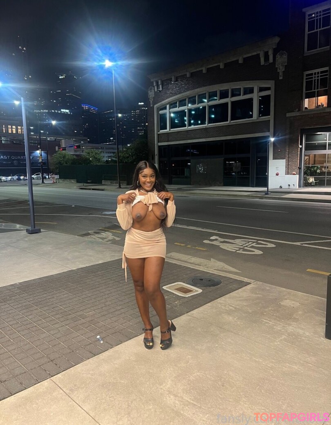 Tila Totti sexy star pictures
