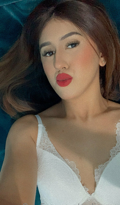 melissakatteyes model perfect gallery