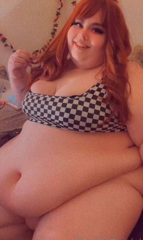 thatfatgemini model exclusive photo