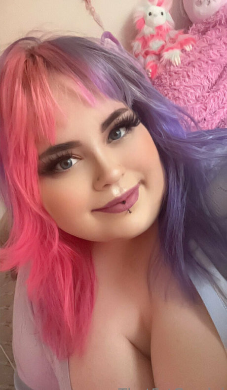 thatfatgemini naked model pictures