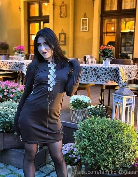 perfect shemale onlyfans naked photo