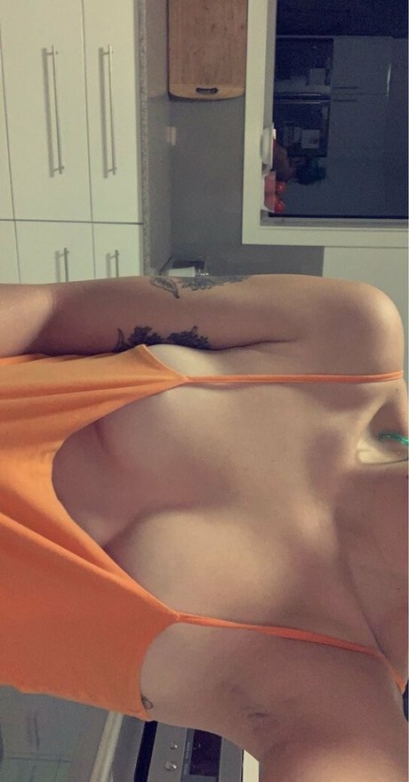 black hair milf onlyfans nudes pictures