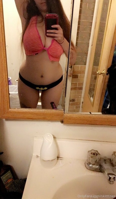 skitttziez adult model archive