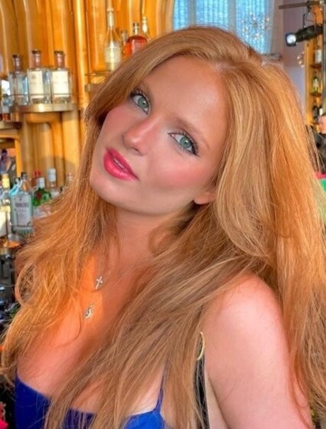 Sophia La Corte star pornographic pics