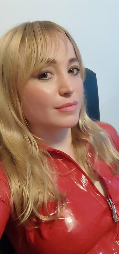 blonde natural onlyfans hot sexy img