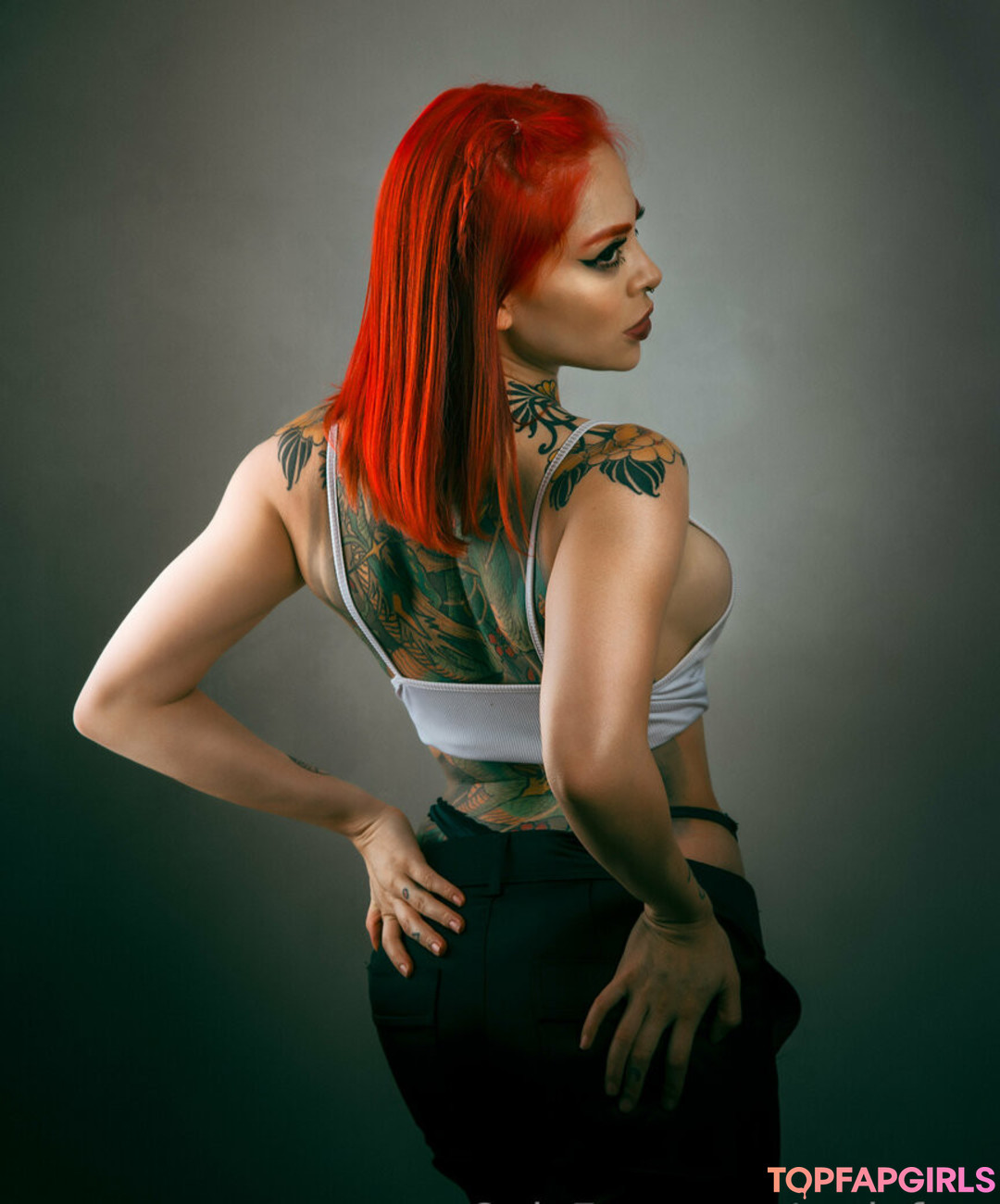 satinfree hd model photo