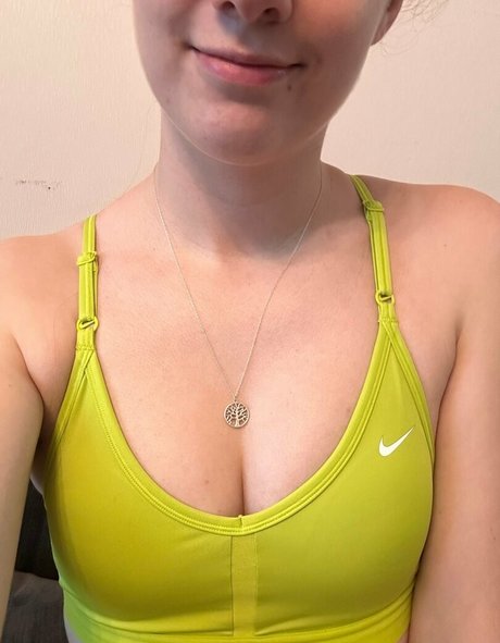 elliemoose00 model nudes galleries