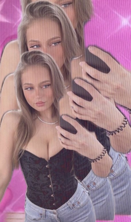 sincerelyroos free naked model photos