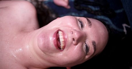 Luna Sapphire star adult image