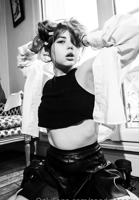 pierced onlyfans beautiful naked photo