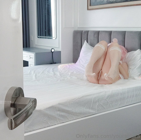 youraldora star top images