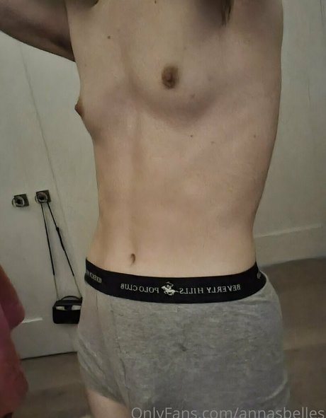 annasbelles nice actress photos