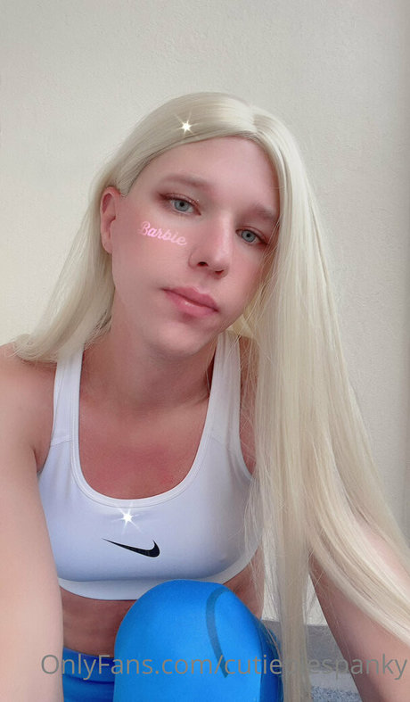 emiliaxsweden pretty model galleries