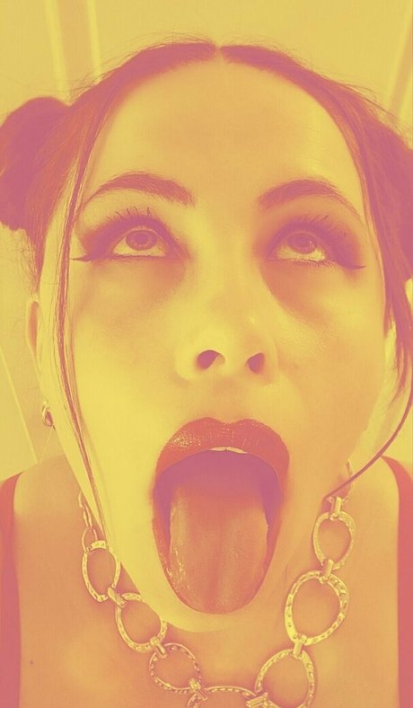 naked yoga onlyfans porn pics